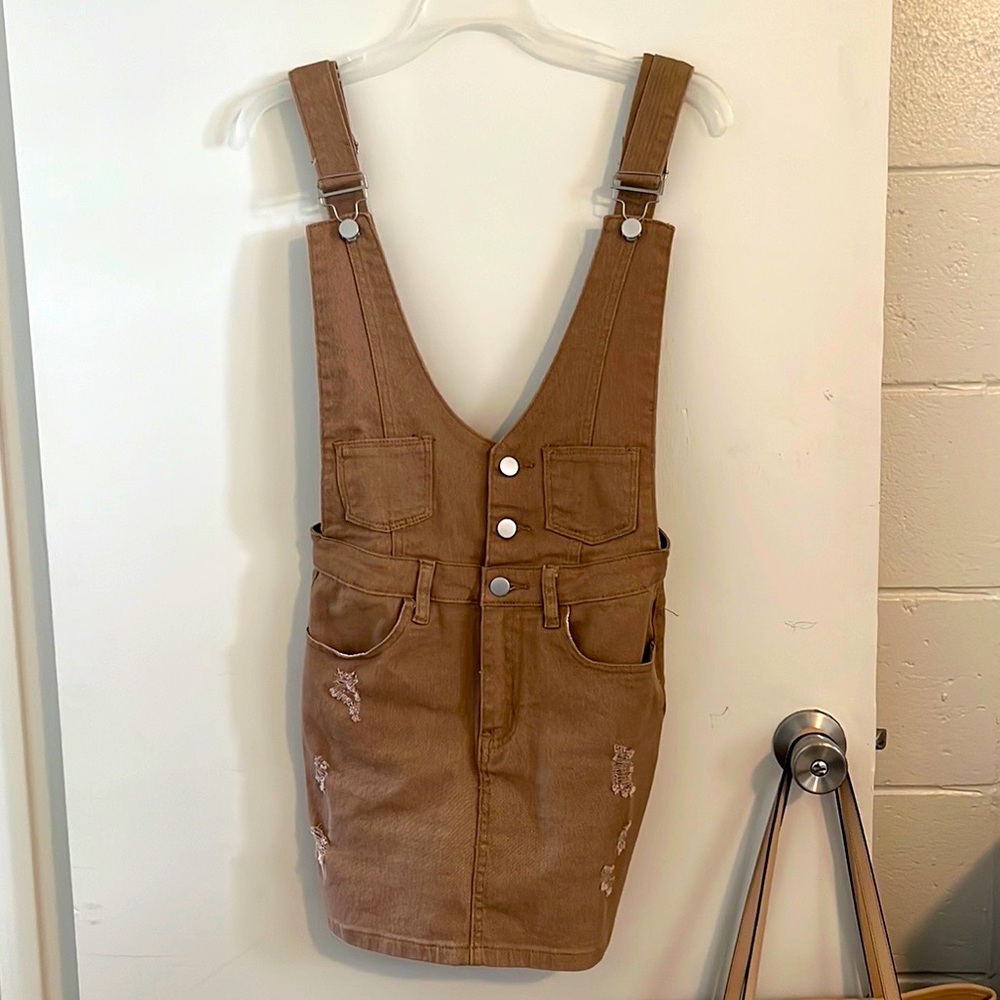 Fitted overall dress